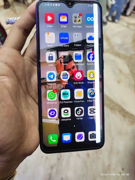 VIVO S1 PRO 8_128GB 4