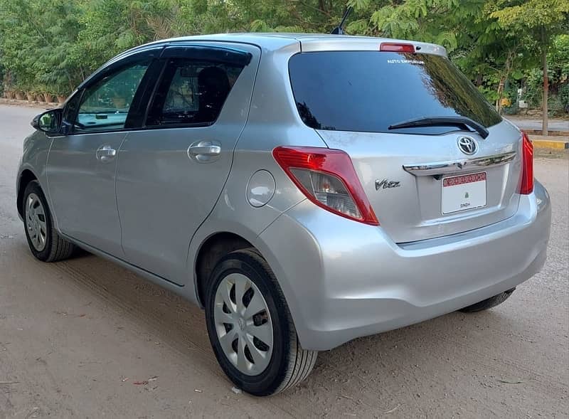 Toyota Vitz 2014/2017 Mint Condition 6