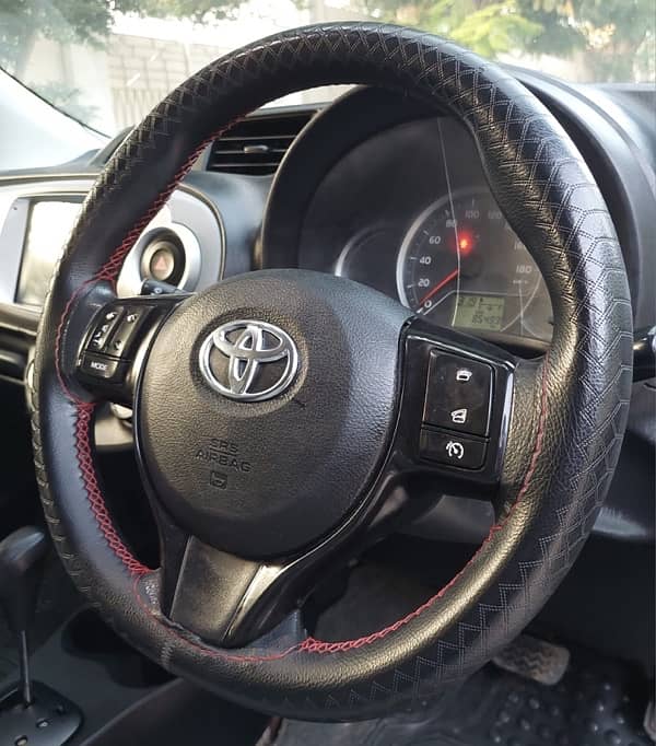 Toyota Vitz 2014/2017 Mint Condition 19