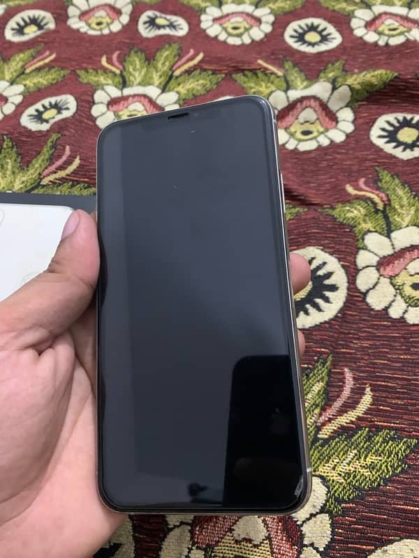 iphone 11 pro max PTA approved 3