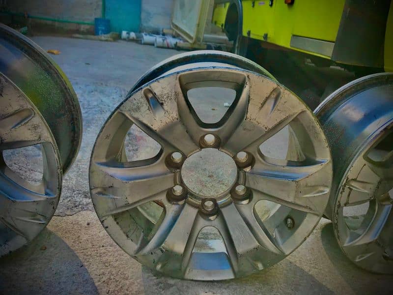 Toyota Vigo dala 2015 Alloy Rim 7