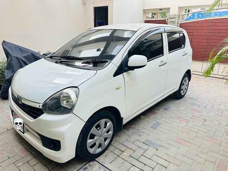 Daihatsu Mira 2016 1