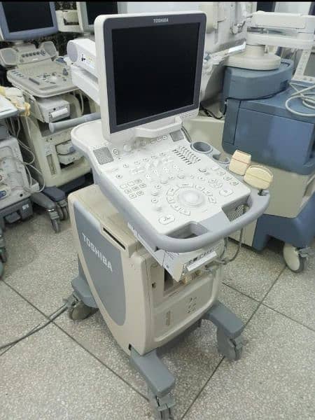 Ultrasound machine color Doppler and gray scale 3