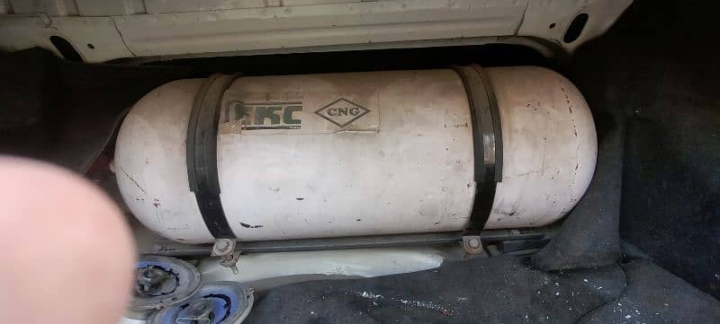 cng or Lpg cylinder and cng kit 0