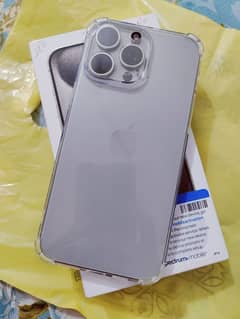 I phone 15 pro max natural titanium 0