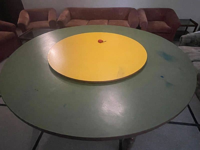 Dinning Table, Round 6-Ft. Dia. 30"Ht. Disc Size: 3-Ft. Chinese Style. 1