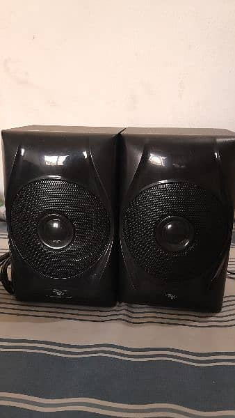 itel 2.1 speakers Ac/DC with bass boosted 5