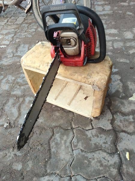 chainsaw engine and meter saw 1