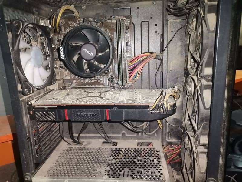 cheapest Gaming pc for sale with Headphones 1