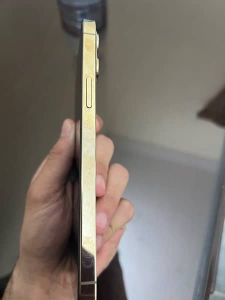 iphone 12 pro max Not Approved 10/10 Condition 2