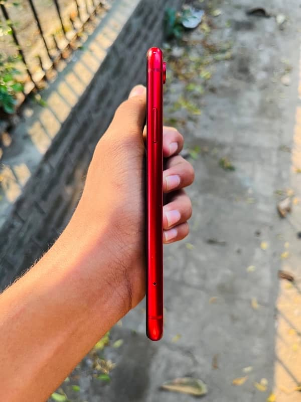 Iphone Xr Read Discription…. 5