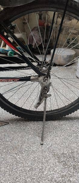 it is very neat condition bicycle to tiles for front brake disc brakes 4