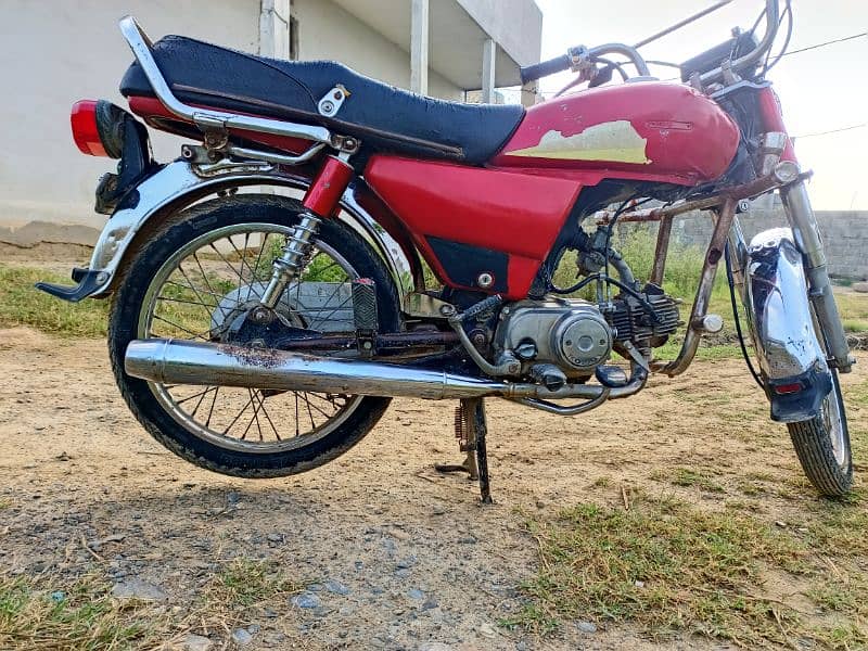 CD 70 bike 2005 model 3