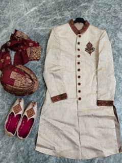 Sherwani for sale with qulla and khussa.