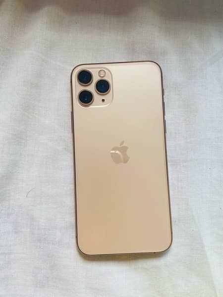 iPhone 11 pro golden colour JV battery 74/ 1