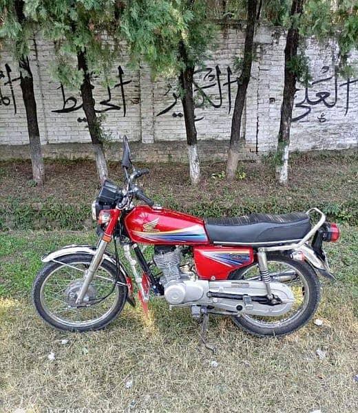 Honda CG 125 model 2010 for urgent sale 1