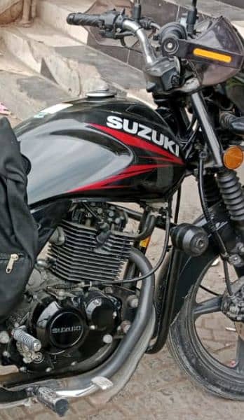 Suzuki GR150cc motorcycle 2018 model urgent sale Pakistan=03426393428= 3