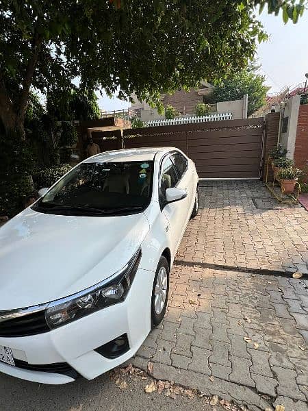 Toyota Corolla Altis 2015 3