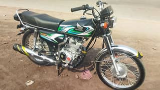 Honda cg125 2023 in great condition only used 11k