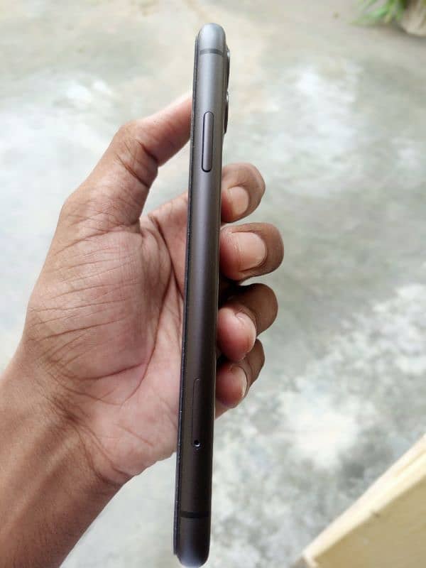 iPhone 11 jv non pta for sale 5