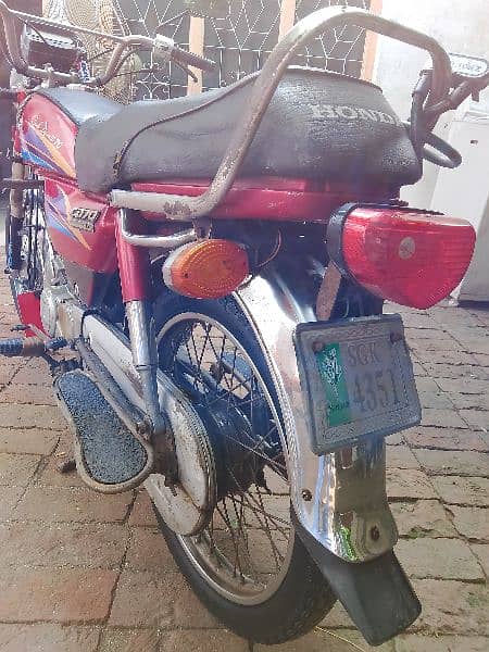 Honda CD 70 for sale. 4