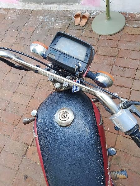 Honda CD 70 for sale. 5