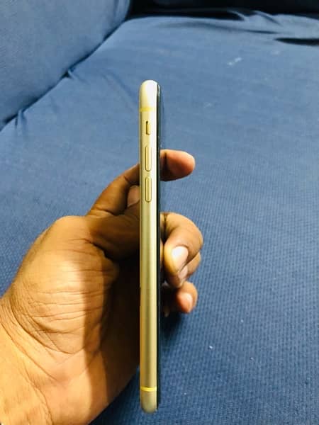 iphone xr 64gb factory unlock 3