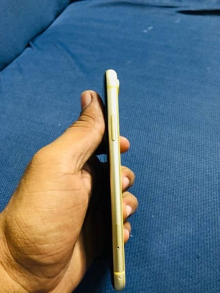 iphone xr 64gb factory unlock 5