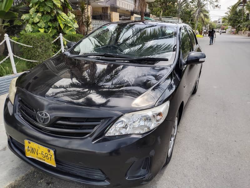 Toyota Corolla XLI 2012 Black 6