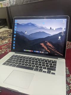 MacBook Pro 2015 15 inch - Retina Display - Intel Core i7