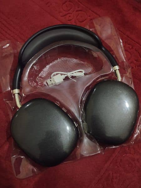 P9 Pro Max headphone 3