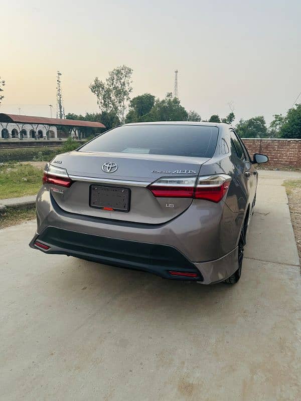 Toyota Corolla GLI 2016 facelift 2024 3