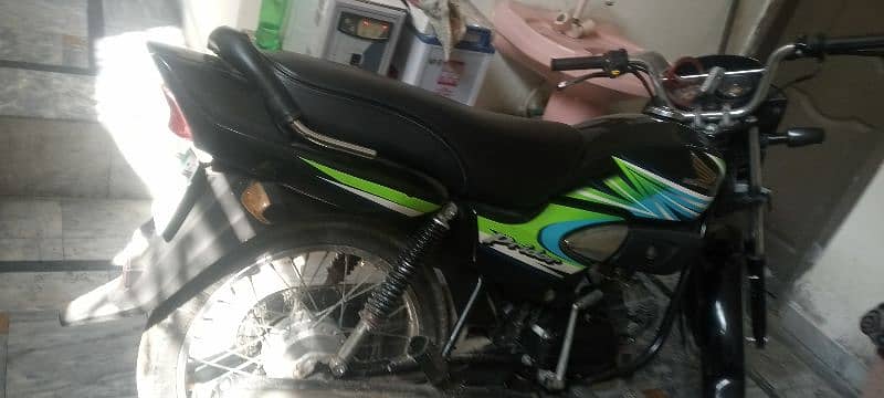 Honda pridor  100cc 0