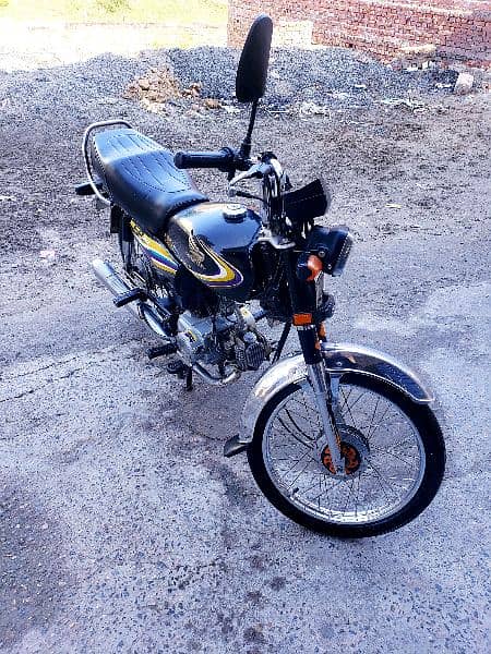 Honda CD 70 First Hand In Genuine Condition 2