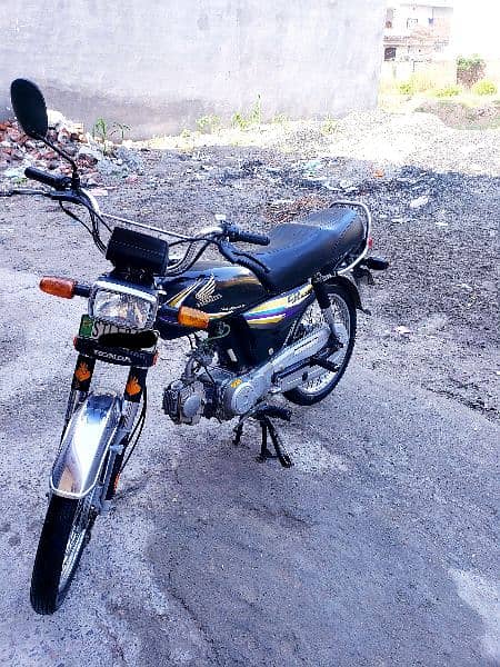 Honda CD 70 First Hand In Genuine Condition 3