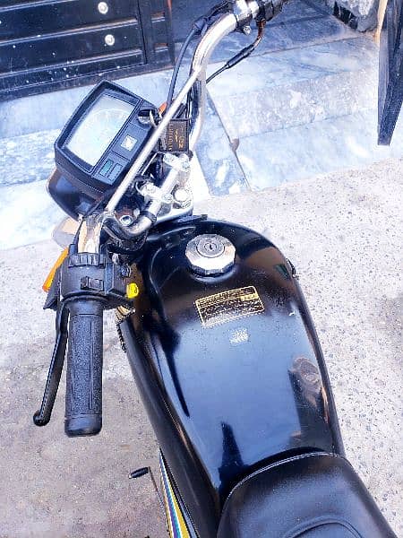 Honda CD 70 First Hand In Genuine Condition 4