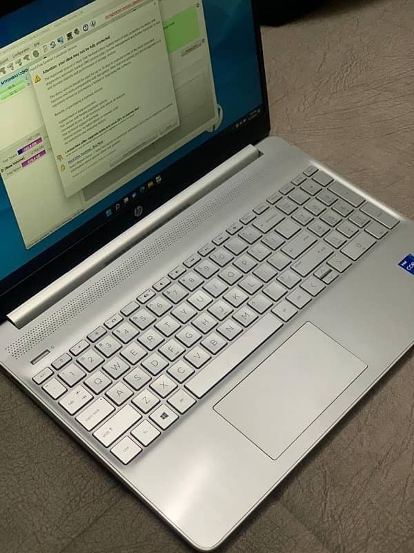 HP i5 12th gen laptop 4