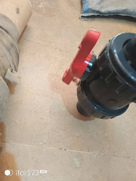 2 Foot Valve , 1 PVC Ball Valve 3