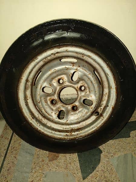 Mehran tyre for sale urgent 0