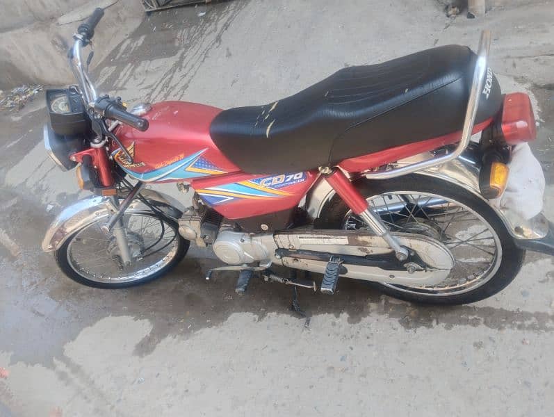 honda 70 condition saaf hai contact 03258787484 5