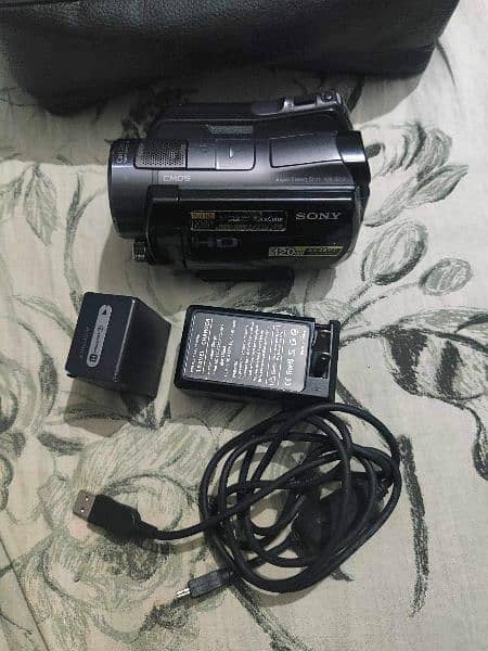 exchange/sale Sony HDR SR12 camera with 120Gb inbuilt storage 3