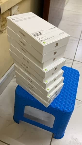 16 pro max 256gb HK 2