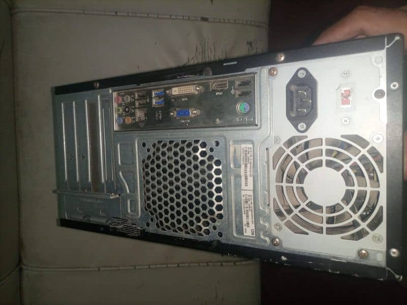 AMD desktop 4gb ram 500gb hardrive 4