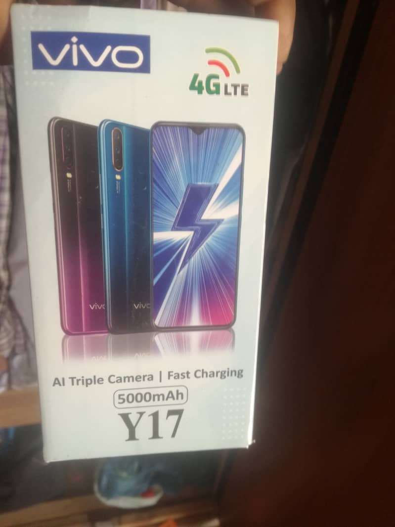 Mobile Vivo Y 17 almost new 03322407990 1