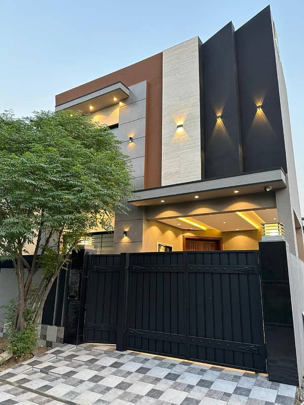 5 MARLA IDEAL LOCATION BRAND NEW HOUSE FOR SALEIN DHA RAHBAR BLOCK N 1