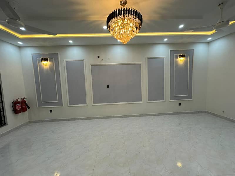 5 MARLA IDEAL LOCATION BRAND NEW HOUSE FOR SALEIN DHA RAHBAR BLOCK N 21