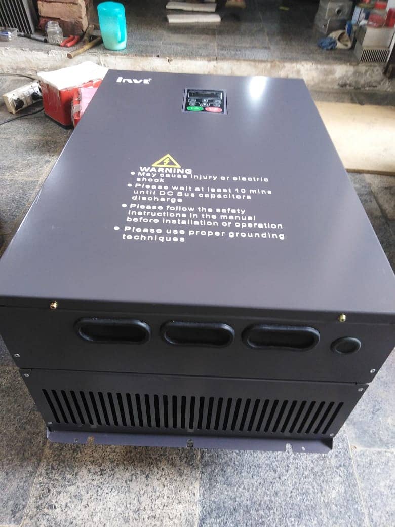 Solar inverter INVT / Inverter / VFD / vfd / 90kw/110kw / Atta Chakk 1