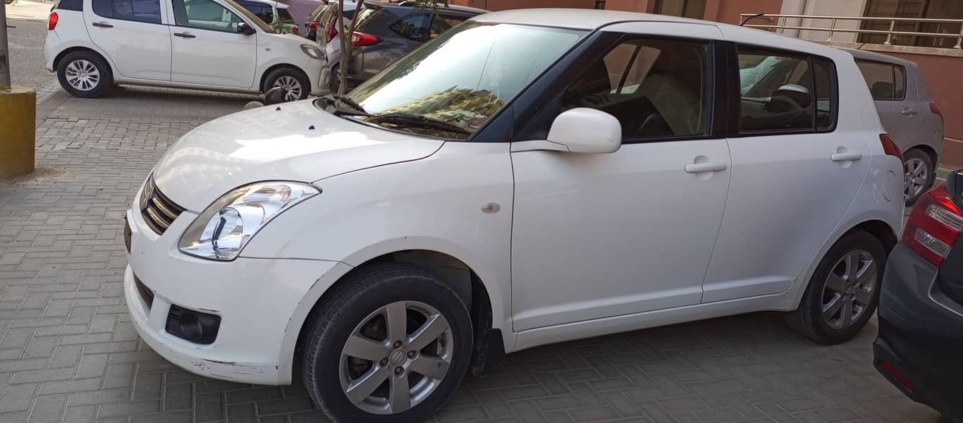 Suzuki Swift 2021 DLX 1.3 Navigation 14