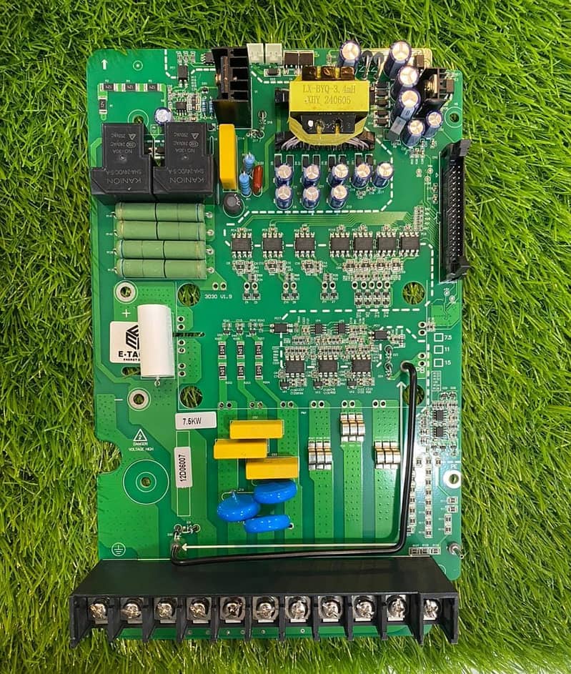 Frenic-eco / VFD imverter / solar VFD / FRENIC-ECO / vfd / solar /37kw 7