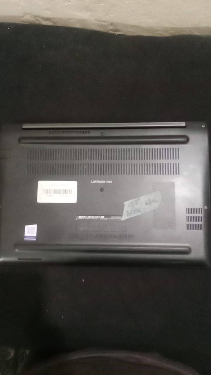 Dell 7390 Core i7 8 gen / 03174463141 3